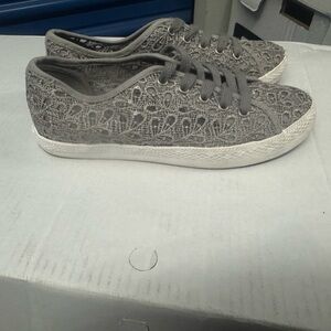 Gray lacy sneakers-size 9
